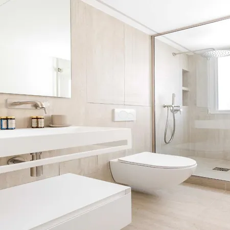 Charming Near Montmartre - Mobility Lease Apartment Paris