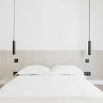 Charming Apartment Near Montmartre - Mobility Lease